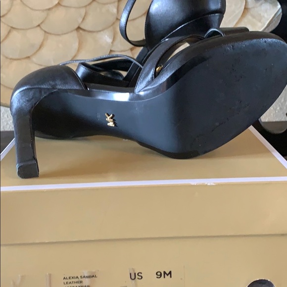 Barely Worn MK Heels - Picture 4 of 5